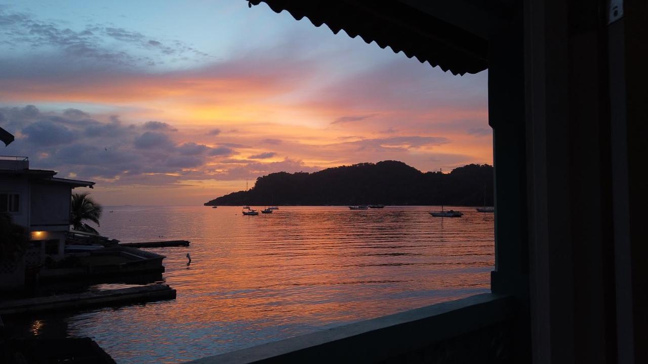 Casa Congo & Casa Rayo Verde - Restaurante - Galeria De Arte Portobelo Ngoại thất bức ảnh