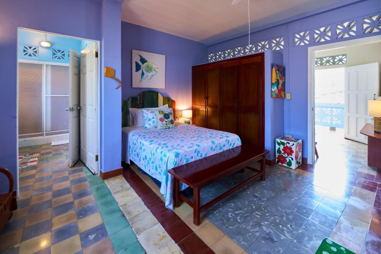 Casa Congo & Casa Rayo Verde - Restaurante - Galeria De Arte Portobelo Ngoại thất bức ảnh