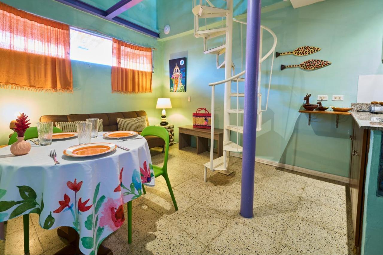 Casa Congo & Casa Rayo Verde - Restaurante - Galeria De Arte Portobelo Ngoại thất bức ảnh