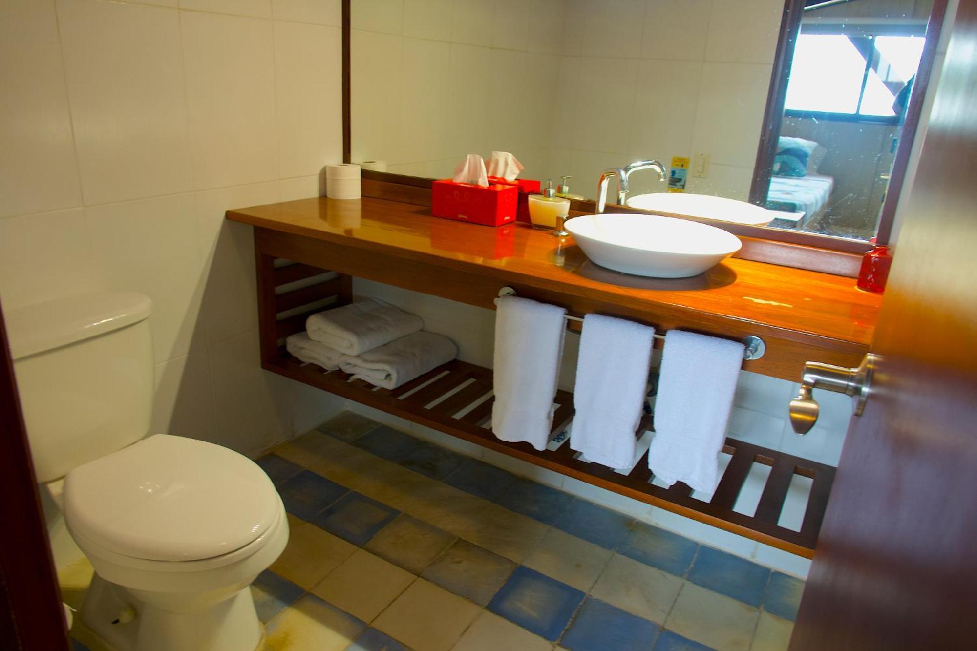 Casa Congo & Casa Rayo Verde - Restaurante - Galeria De Arte Portobelo Ngoại thất bức ảnh
